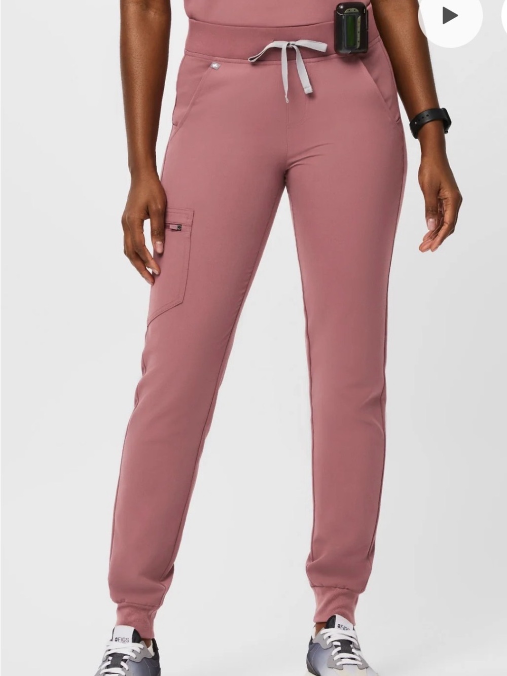 Figs Zamora Women’s Jogger Scrub Pants-Mauve